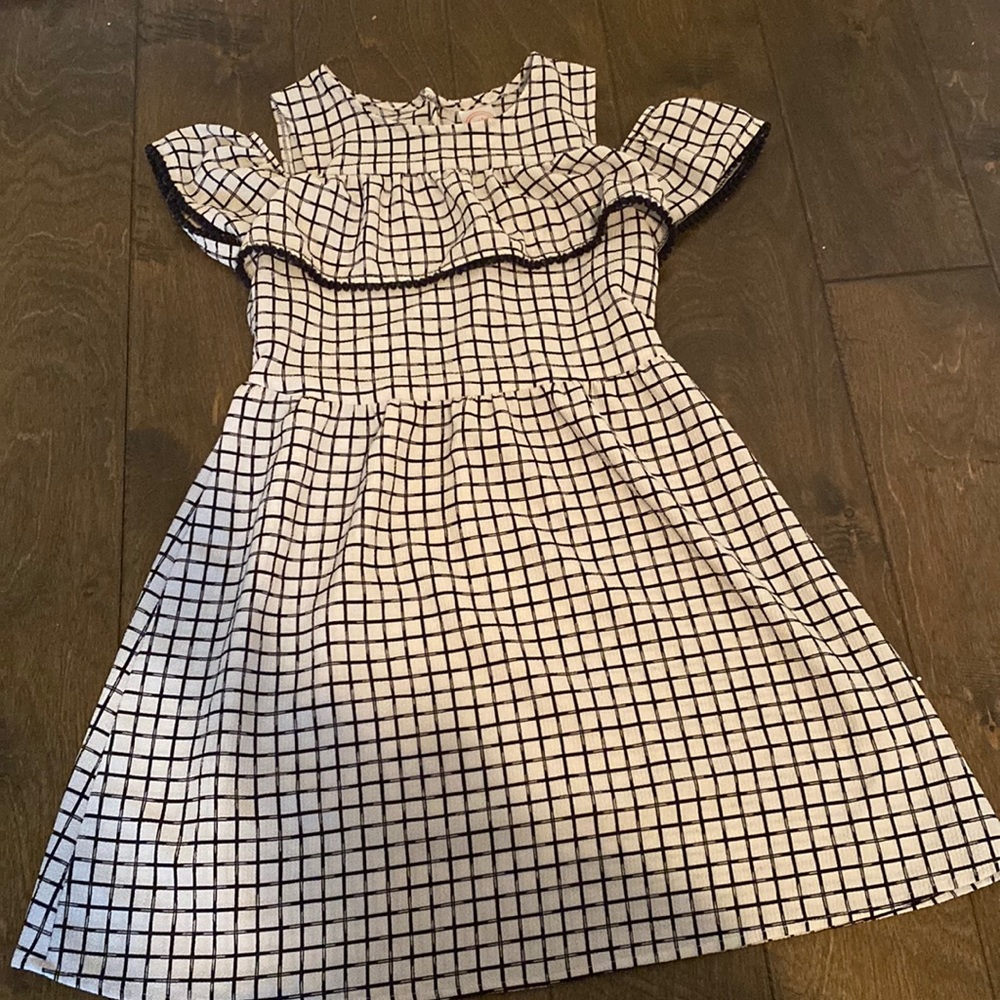 I am selling a checkered summer dress.